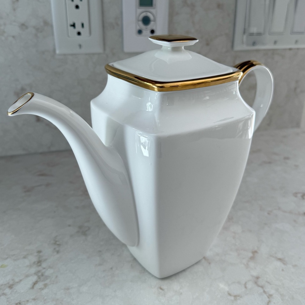 Lenox Eternal WHITE Dimension II Collection Square Coffee Pot & Lid